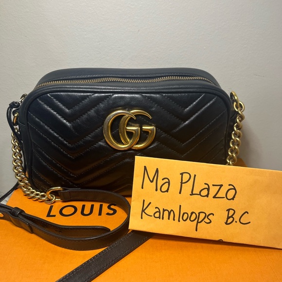 Gucci Handbags - Small Black Marmont shoulder bag